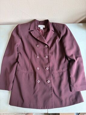 Double-Breasted Women's Blazer Jacket - Plum